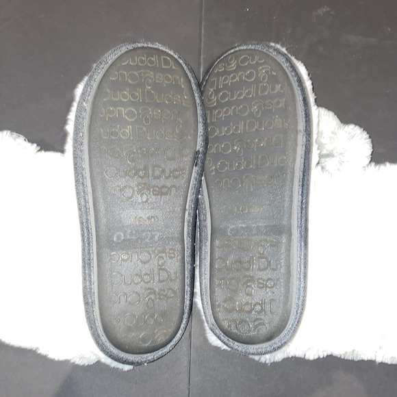 Cuddl Duds Fuzzy Slippers size Large 9-10 - Picture 3 of 3